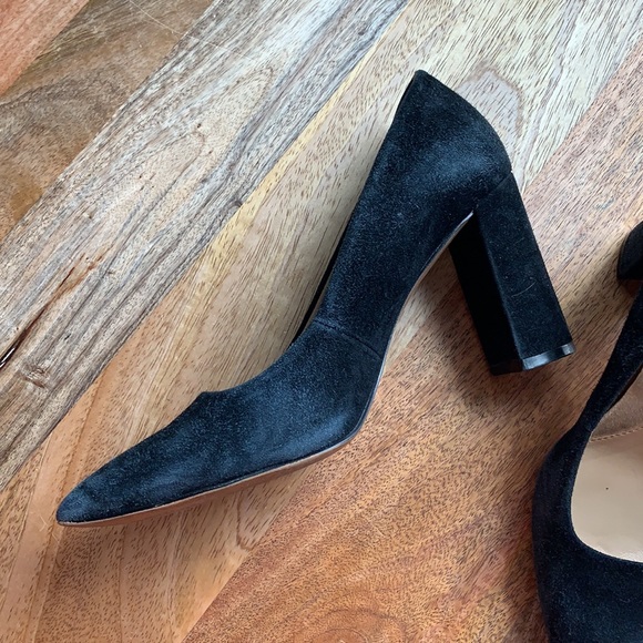 Banana republic black suede heels - Picture 2 of 4